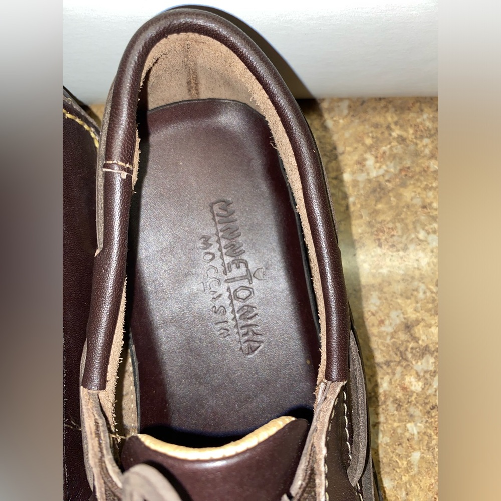 Minnetonka Mens Driving Moccasin in Brown Style#862 - Picture 4 of 9